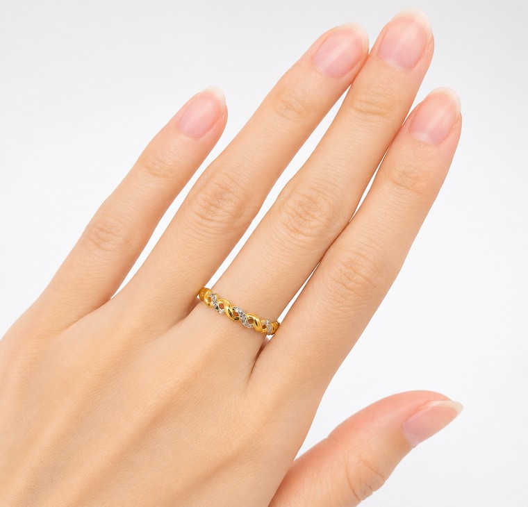 Merchant9 Cincin Emas Infinity 2C L:0.3CM