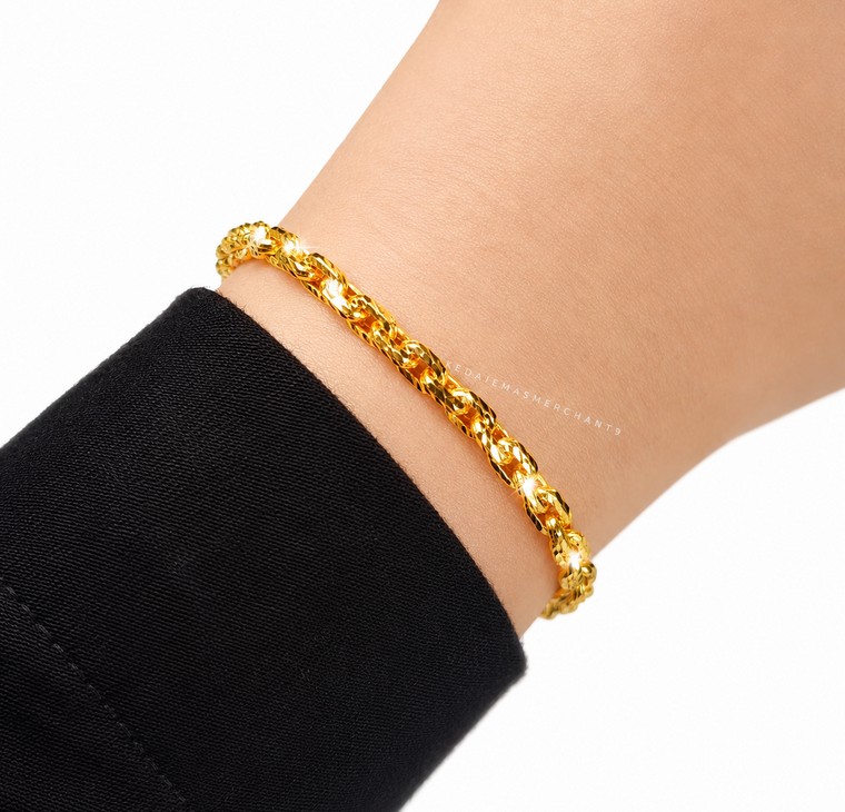 Merchant9 Rantai Tangan Sauh Dimensi Love Gantung L:0.4CM