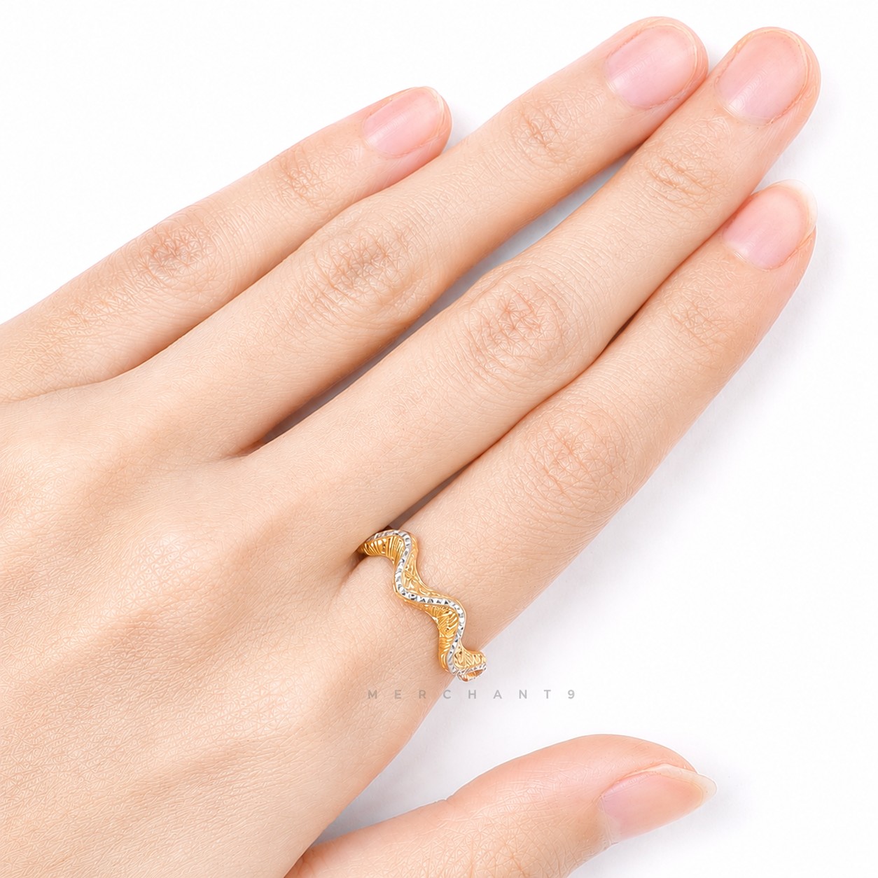 Merchant9 Cincin Emas Wave Kerawang 2C L:0.35CM