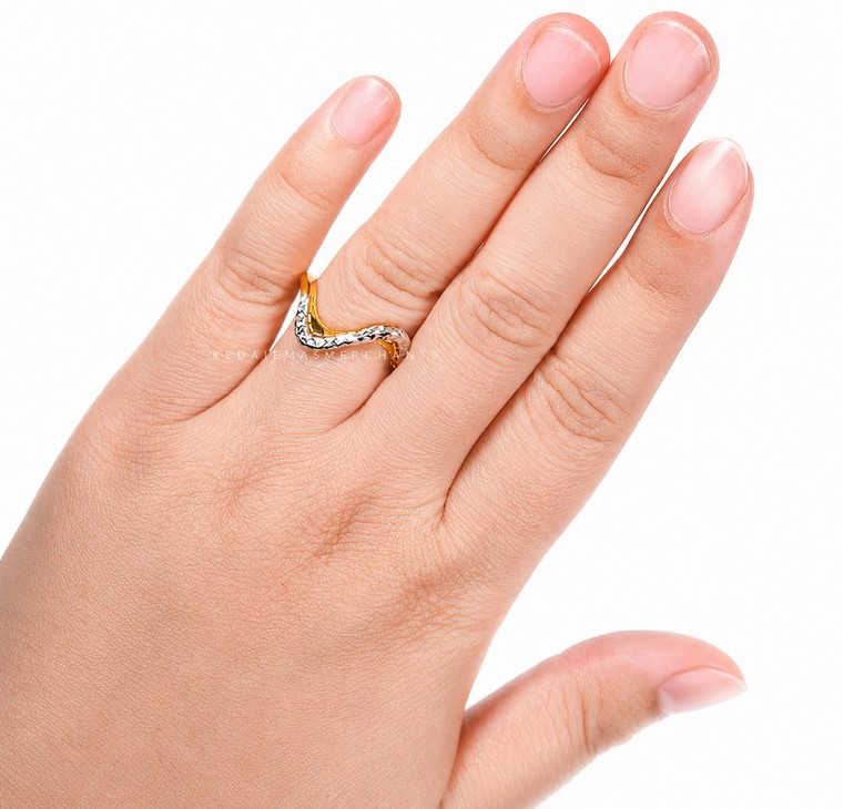 Merchant9 Cincin Emas Wave Kerawang