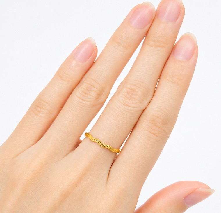 Merchant9 Cincin Emas Wave Diamond Cut L:0.2CM