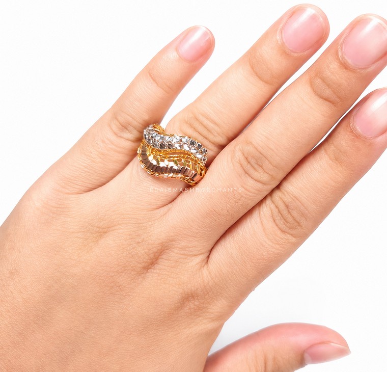 Merchant9 Cincin Emas Wave Kerawang 2 Layer 3C