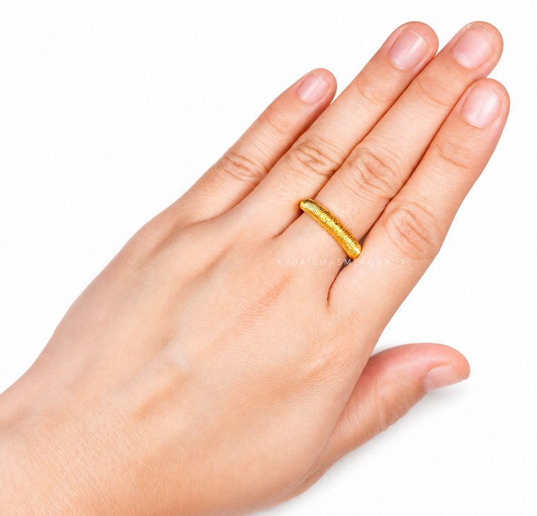 Merchant9 Cincin Emas Lintah Cecelia L:0.4CM