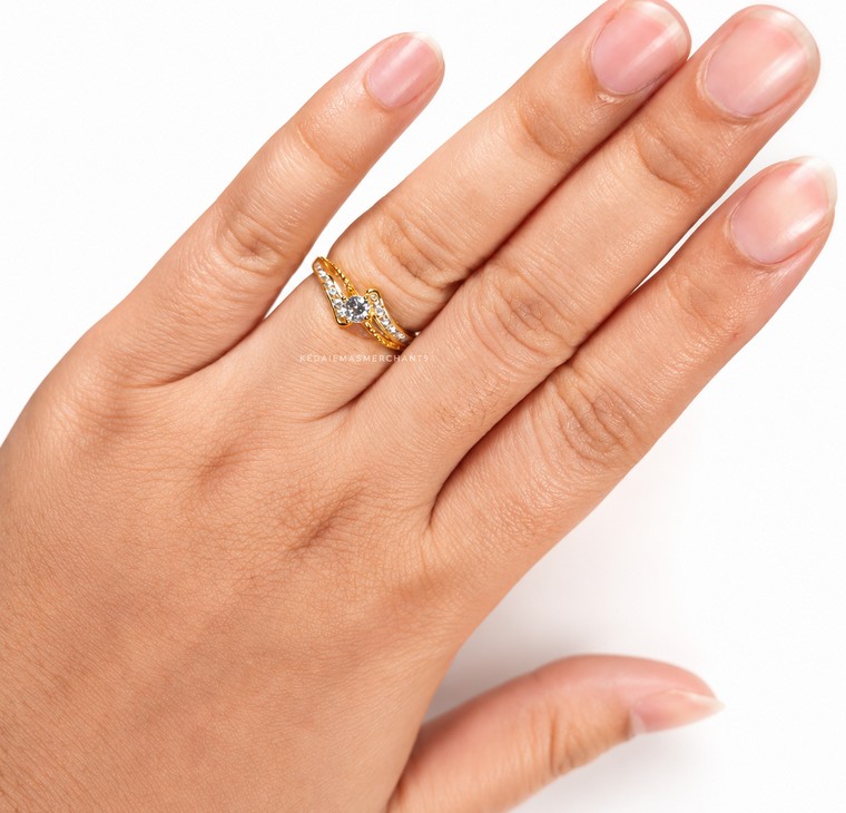 Merchant9 Cincin Emas Permata Cera CR9071
