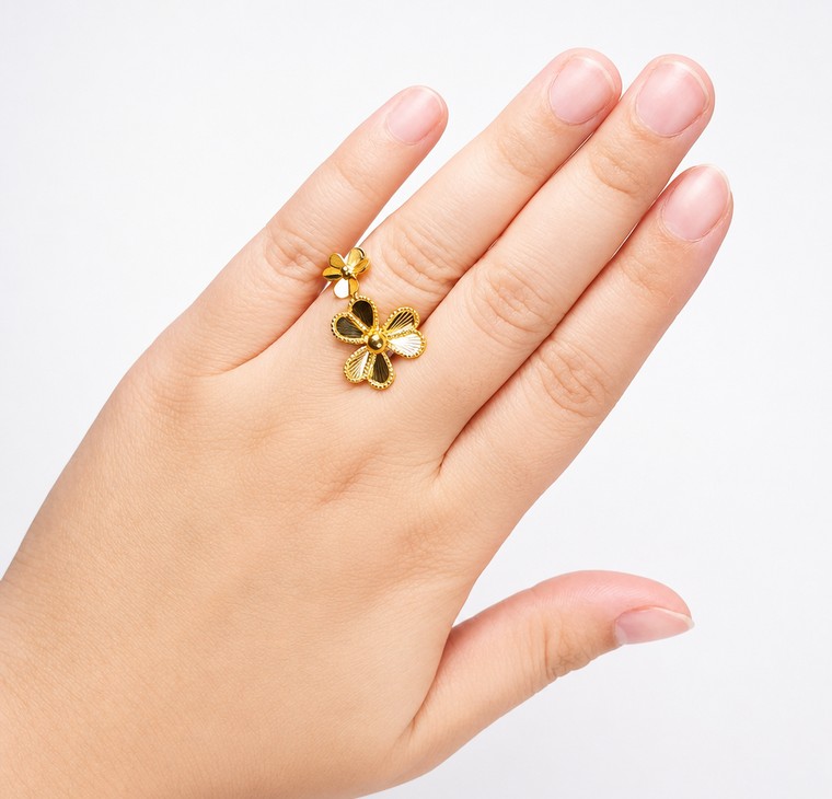 Merchant9 Cincin Emas Clover L:1.7CM