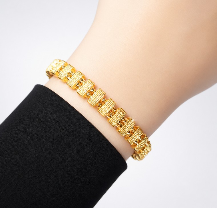 Merchant9 Gelang ELORA CECELIA Rectangle Candy Dimensi L:0.9CM
