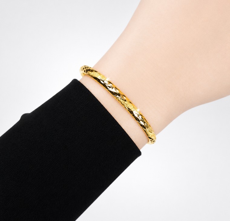 Merchant9 Gelang Minggu Twist Pasir Dimensi L:0.4CM