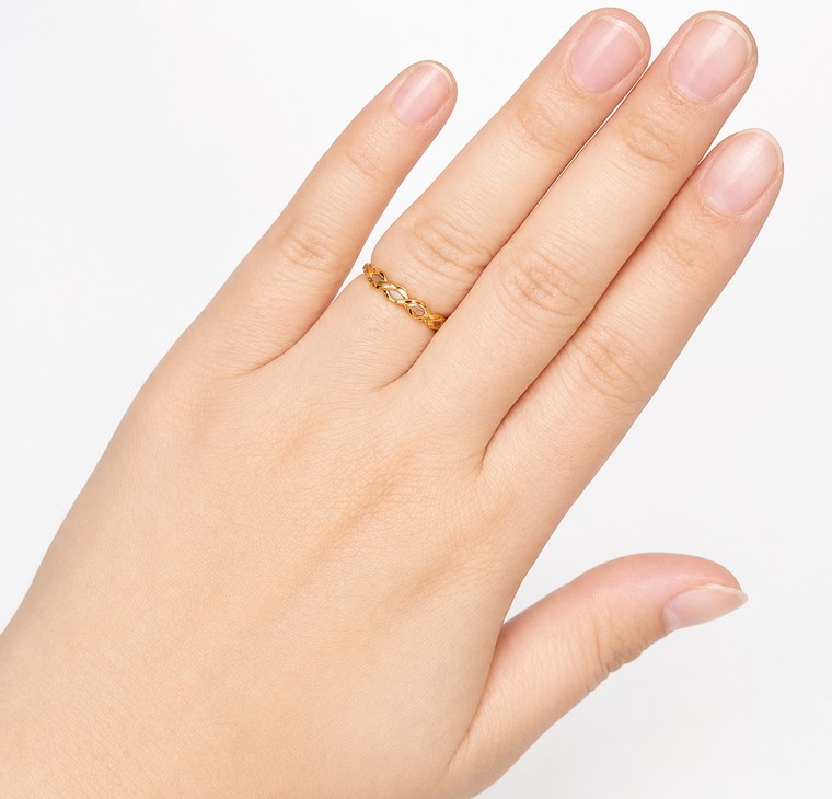 Merchant9 Cincin Emas Infinity Dimensi L:0.3CM