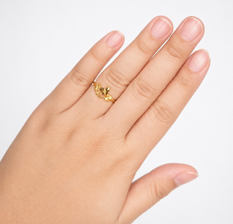 Merchant9 Cincin Emas Butterfly Clover