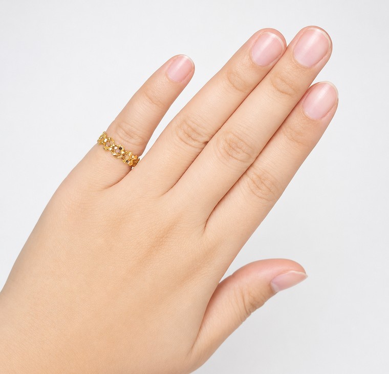 Merchant9 Cincin Emas Butterfly Dimensi L:0.6CM