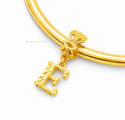 Merchant9 Charm Huruf E