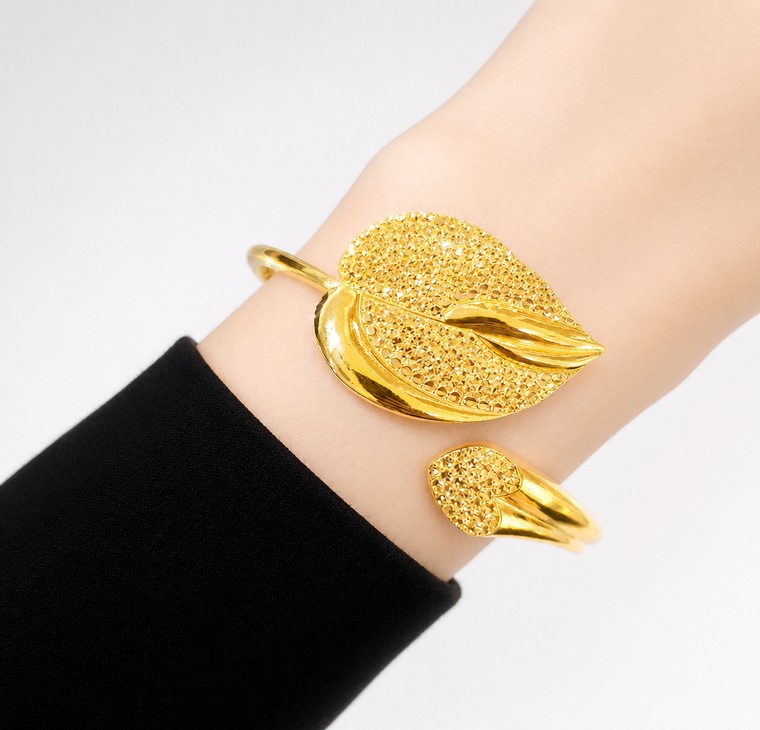 Merchant9 Gelang Aureleaf Love Diamond Cut