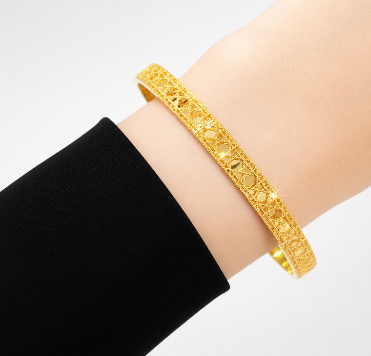 Merchant9 Gelang THURAYA Cube Polish L:0.6CM