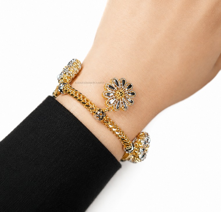 Merchant9 Rantai Tangan Snake Skin Gantung Bunga Kerawang 2C