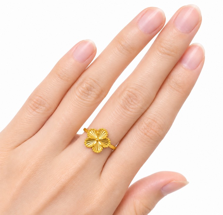 Merchant9 Cincin Emas Sakura Flower L:1.1CM