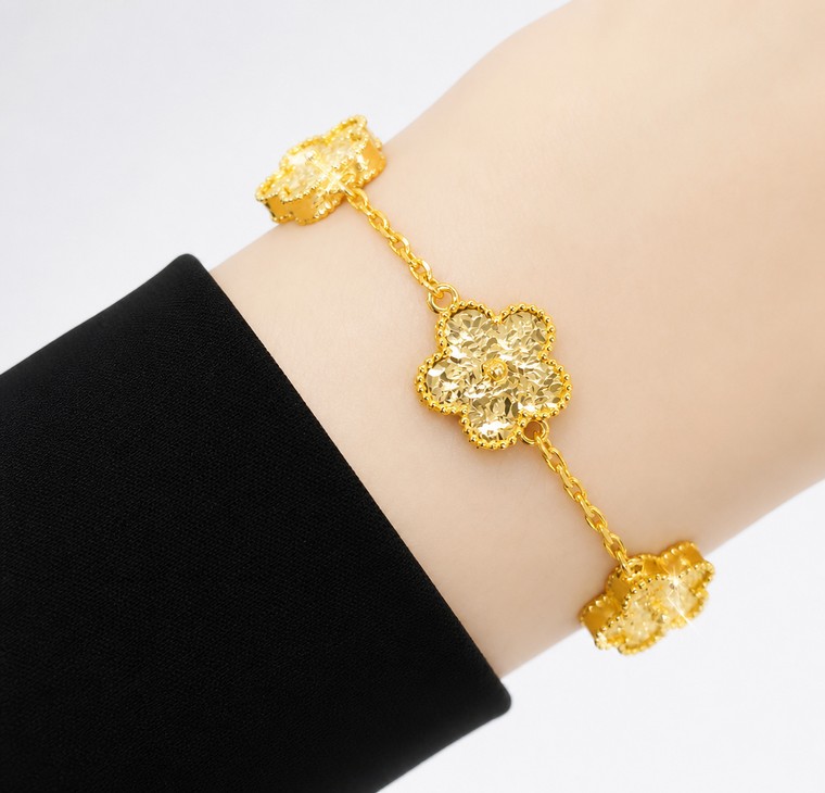 Merchant9 Rantai Tangan Sauh Sakura Flower Leona L:1.2CM