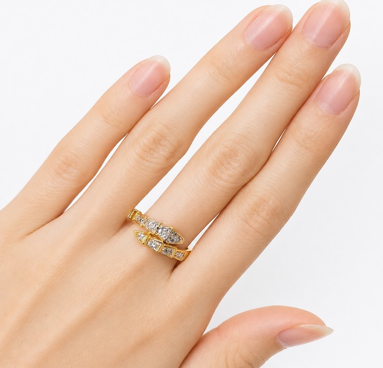 Merchant9 Cincin Emas BVL Serpenti 2C L:0.8CM