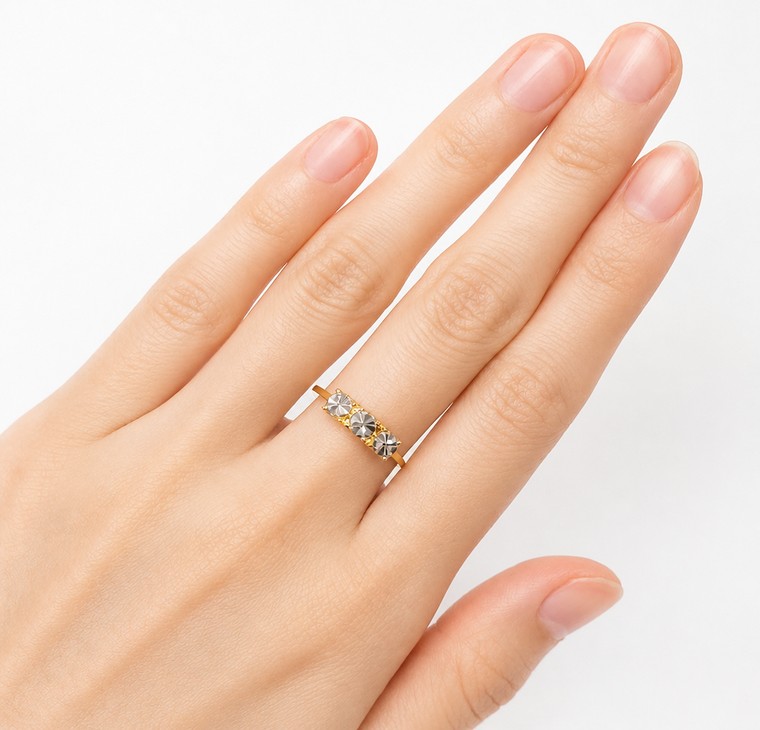 Merchant9 Cincin Emas LOUISE Diamond Cut L:0.4CM