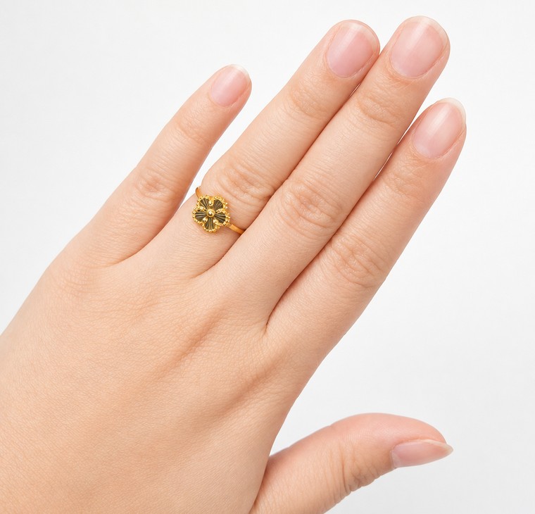 Merchant9 Cincin Emas Sakura Flower L:0.9CM