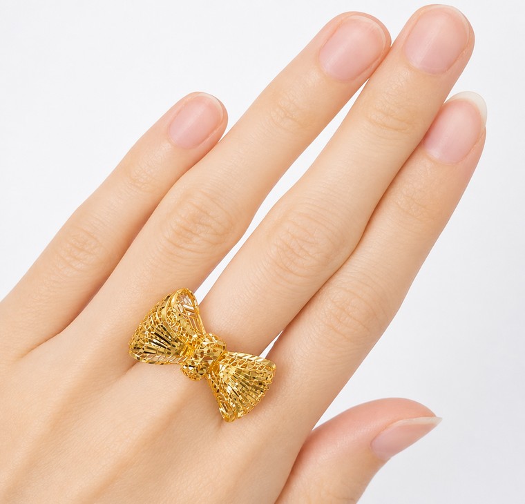 Merchant9 Cincin Emas Ribbon Kerawang