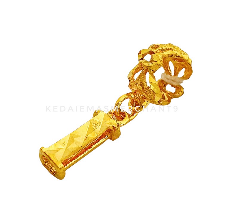 Merchant9 Charm Huruf I