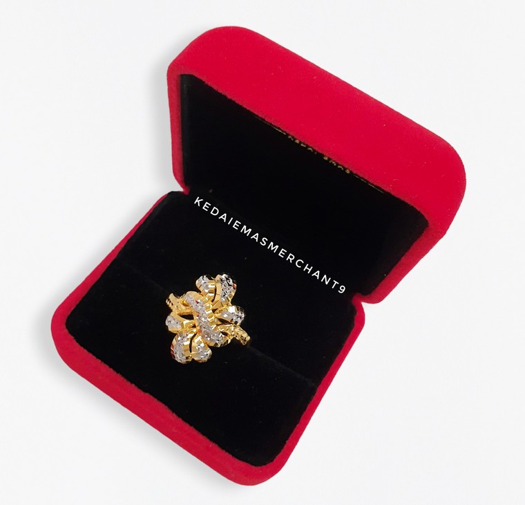 Merchant9 Cincin Emas Silang Bunga Chrome