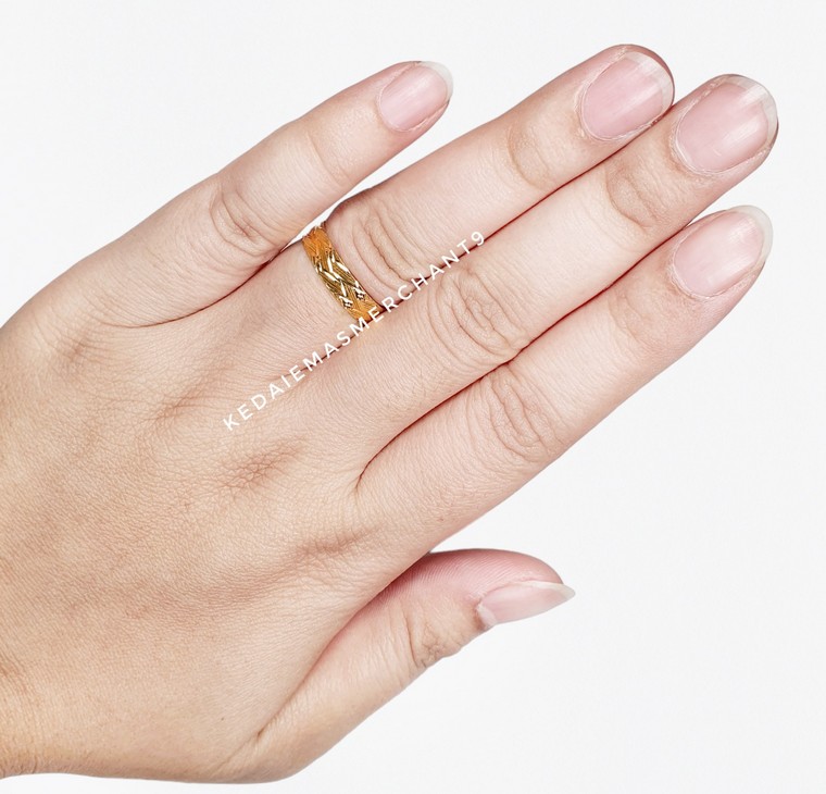 Merchant9 Cincin Emas Belah Rotan Stripe II