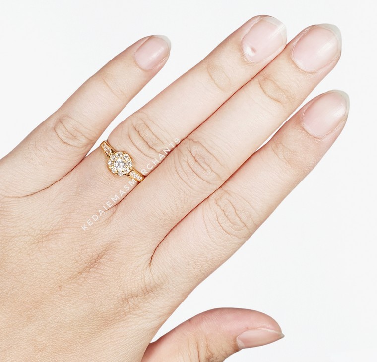 Merchant9 Cincin Emas Permata Cera 9003 Bunga