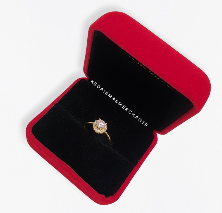 Merchant9 Cincin Emas Permata Pink 6647