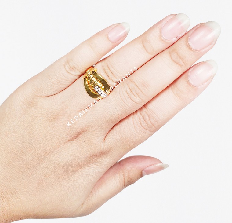 Merchant9 Cincin Emas Belt Permata