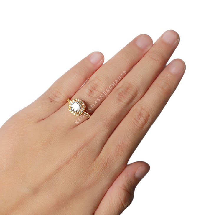 Merchant9 Cincin Emas Permata Cera M9006 - Square