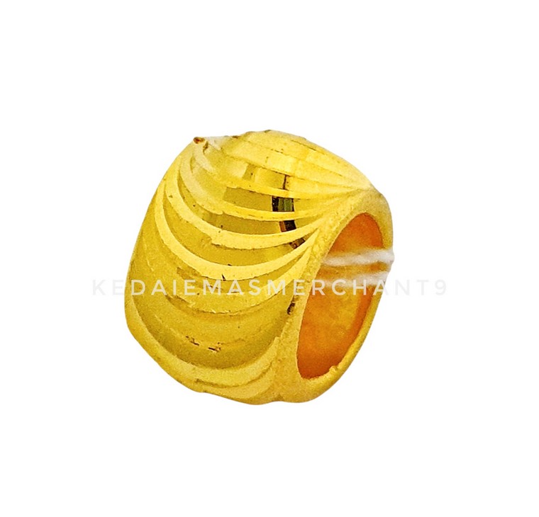 Merchant9 Beads Spacer Half Moon