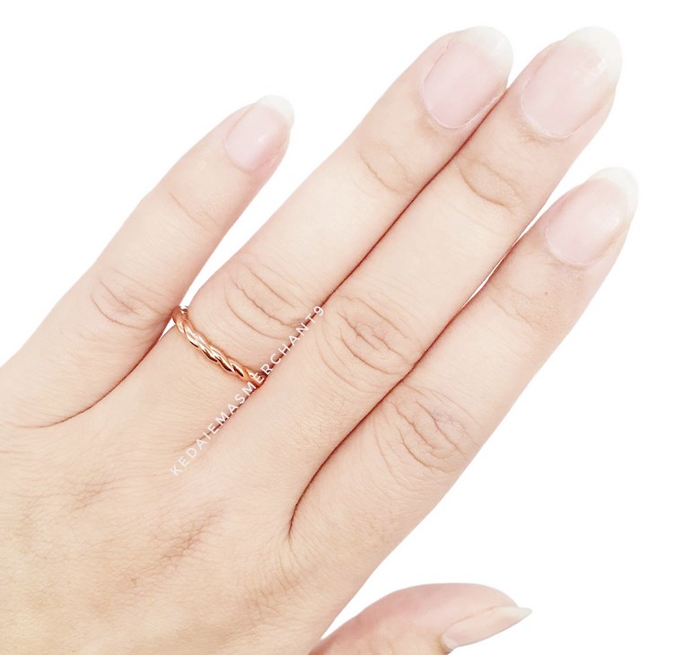 Merchant9 Cincin Emas Pintal Minimalist Rose Gold