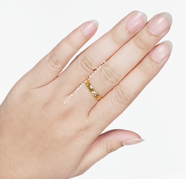 Merchant9 Cincin Emas Belah Rotan LEONA Dimensi L:0.3CM