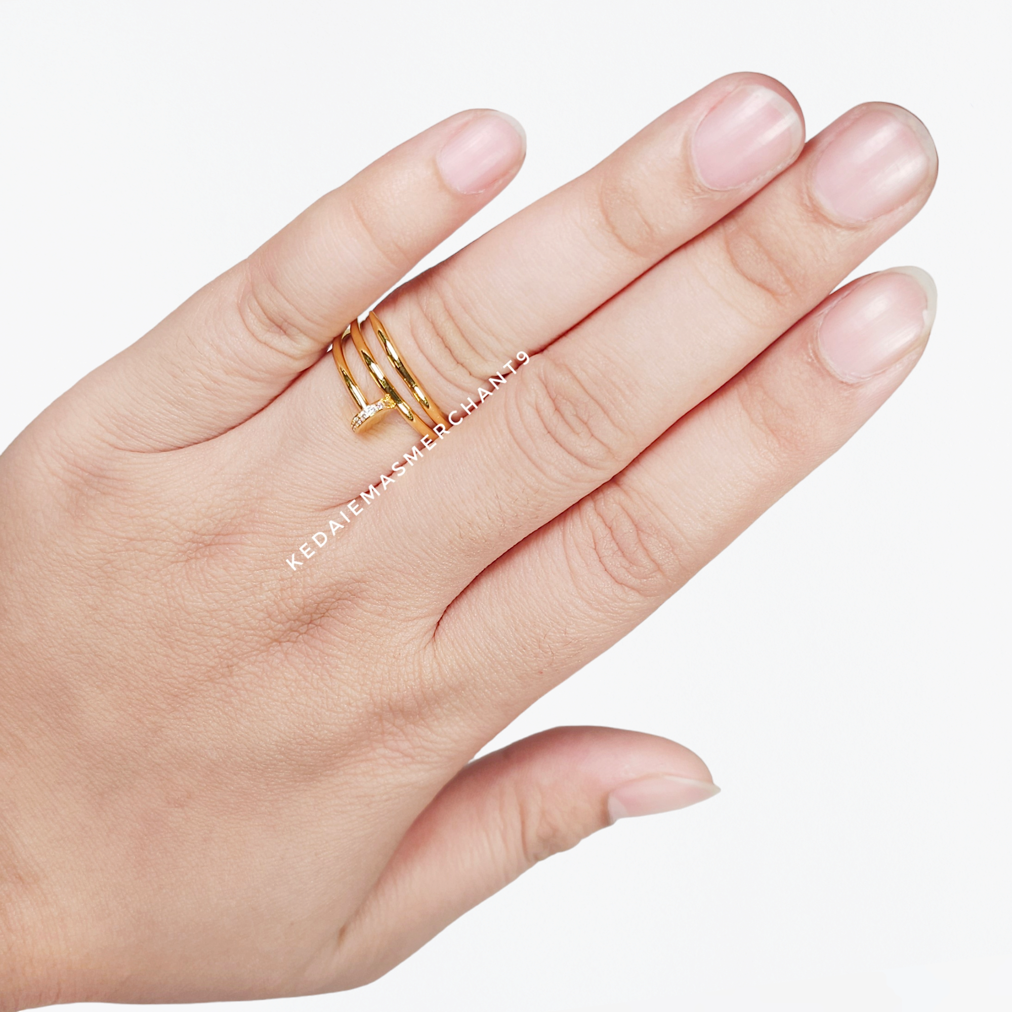 Merchant9 Cincin Emas Nail Polish Permata