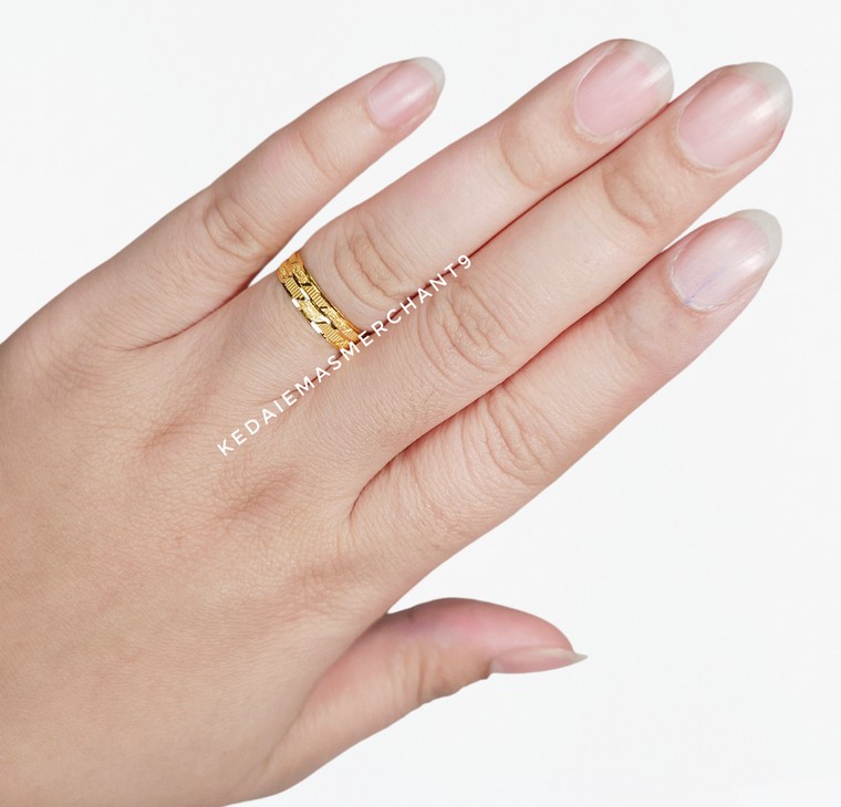 Merchant9 Cincin Emas Belah Rotan Box Line Pasir L:0.45CM