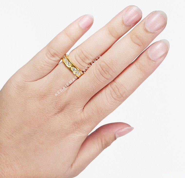 Merchant9 Cincin Emas Bvl Permata L:0.5CM