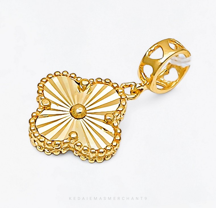 Merchant9 Charm VC Full Gold L:1.3CM